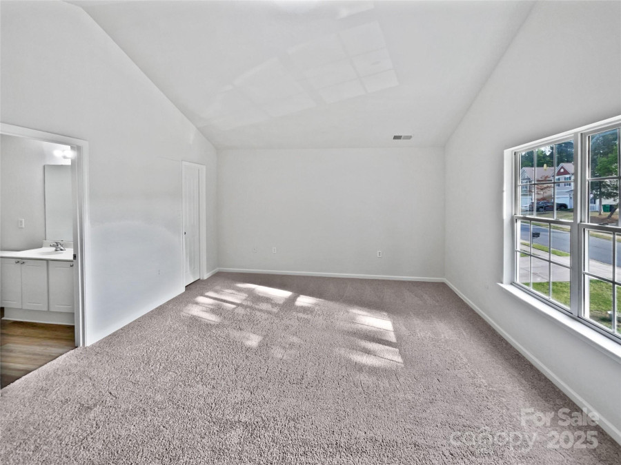 7325 Larwill Ln Charlotte, NC 28216