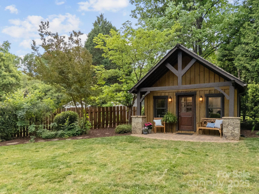 21305 Sandy Cove Rd Cornelius, NC 28031