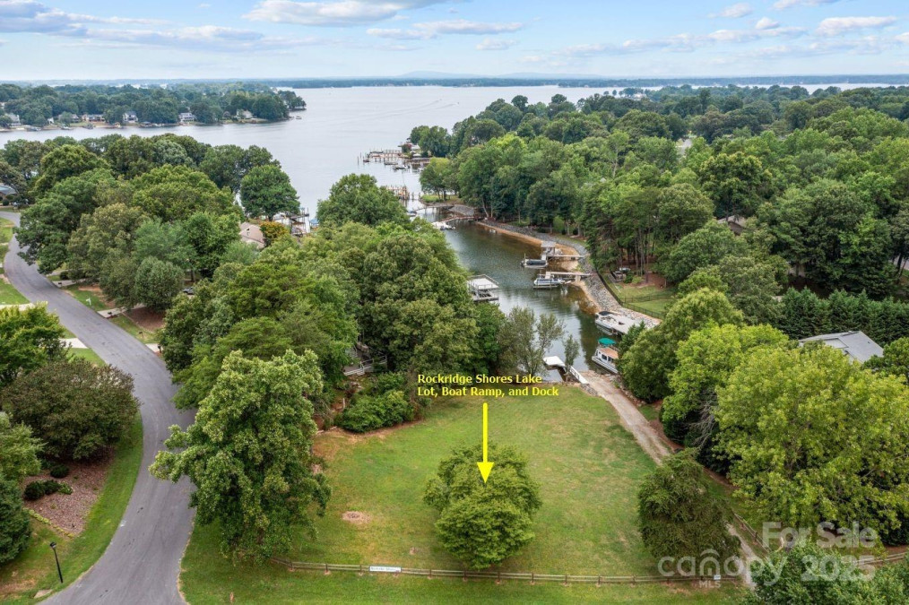 21305 Sandy Cove Rd Cornelius, NC 28031