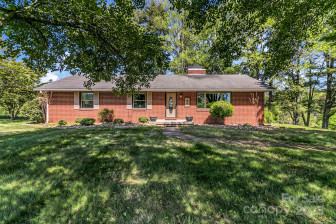 30 Ramsey Rd Asheville, NC 28806