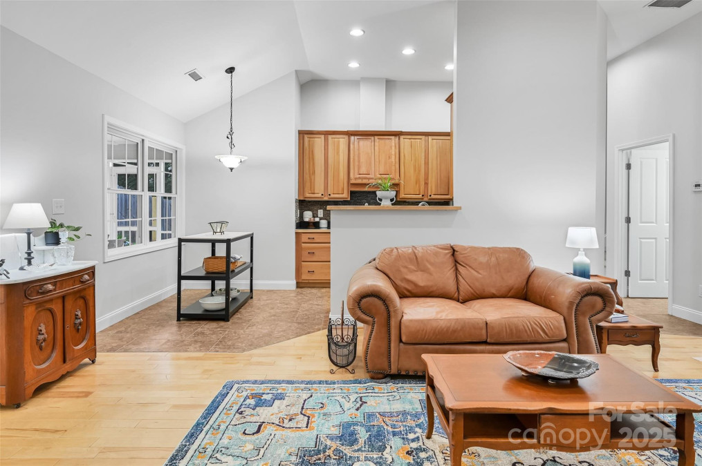 57 Regent Dr Fletcher, NC 28732