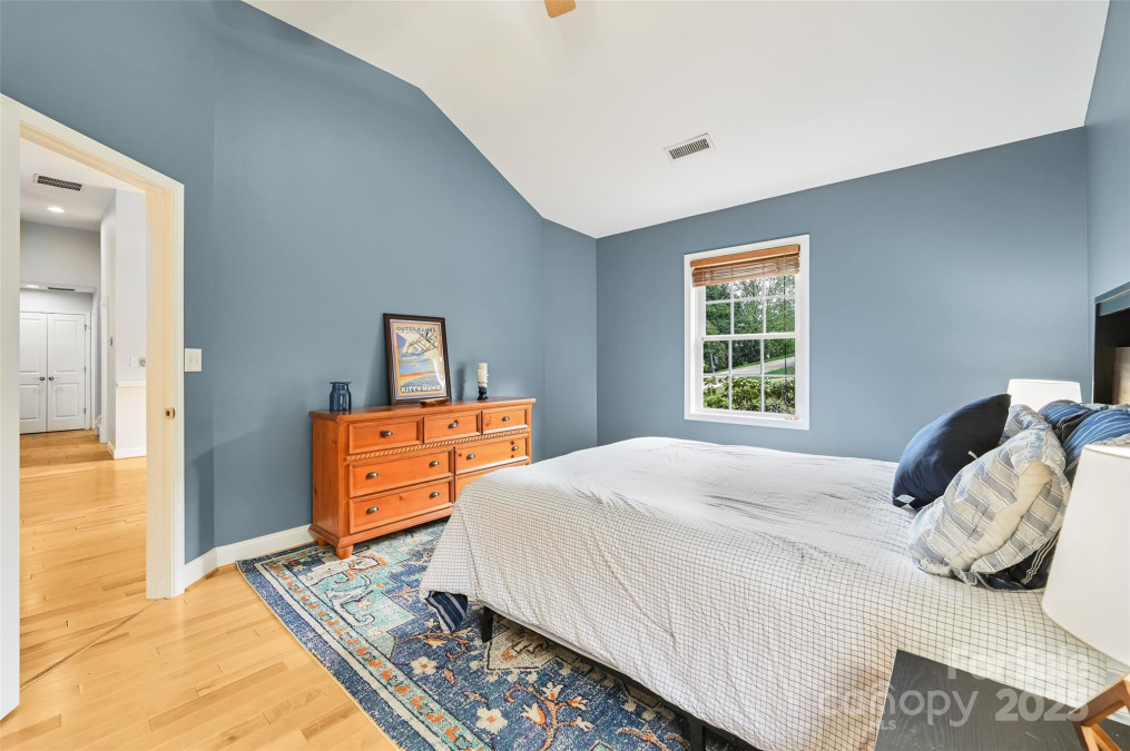 57 Regent Dr Fletcher, NC 28732