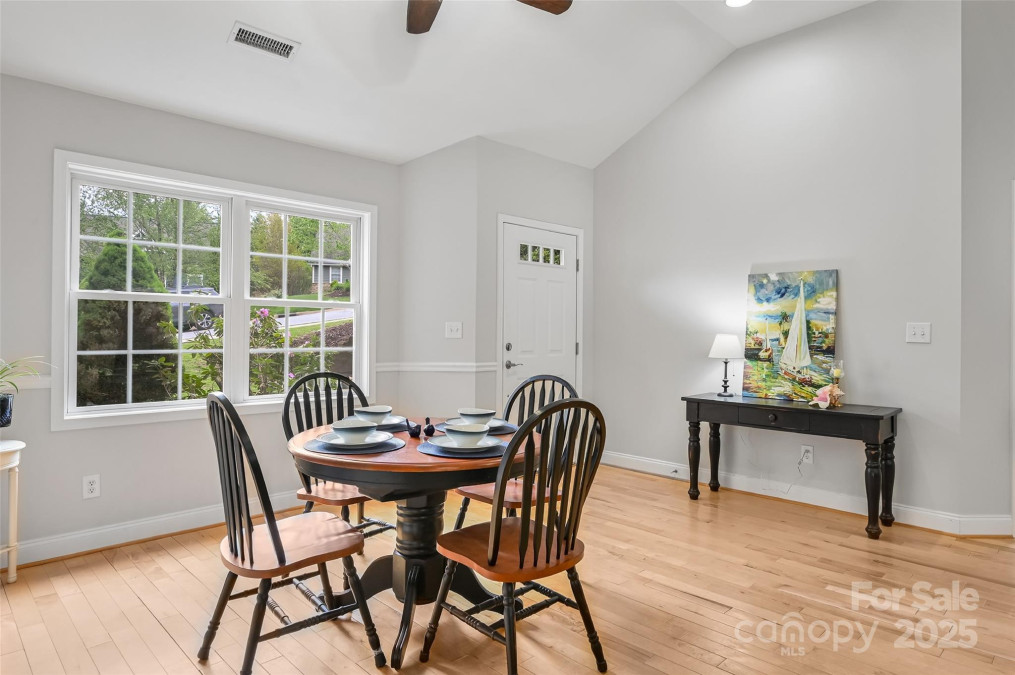 57 Regent Dr Fletcher, NC 28732