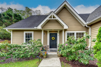 57 Regent Dr Fletcher, NC 28732