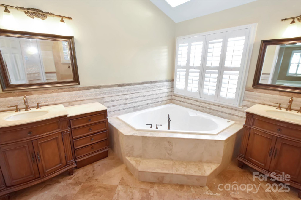 11917 Chevis Ct Charlotte, NC 28277