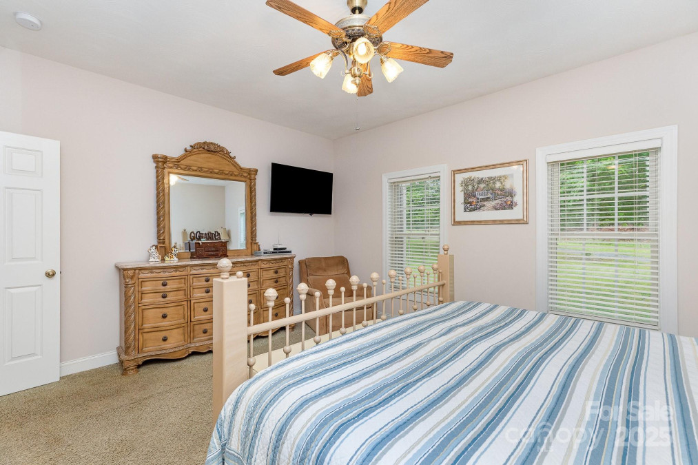 182 Meek Rd Gastonia, NC 28056