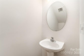 1620 Crandon Dr Charlotte, NC 28216