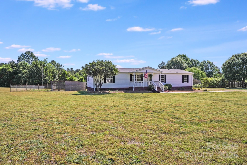 4408 Robins Nest Rd Concord, NC 28027