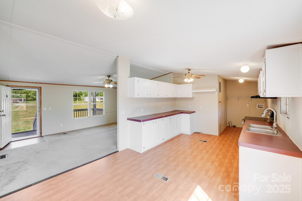 4408 Robins Nest Rd Concord, NC 28027