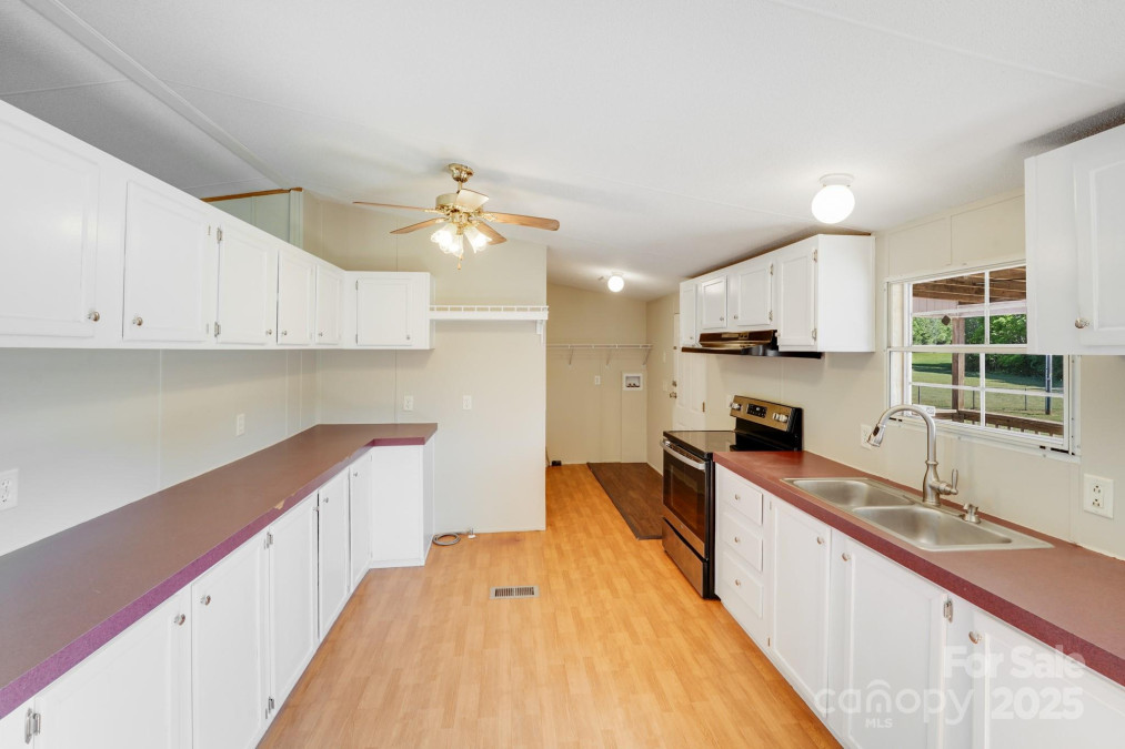 4408 Robins Nest Rd Concord, NC 28027