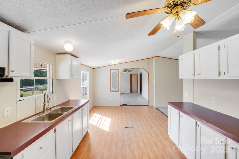 4408 Robins Nest Rd Concord, NC 28027