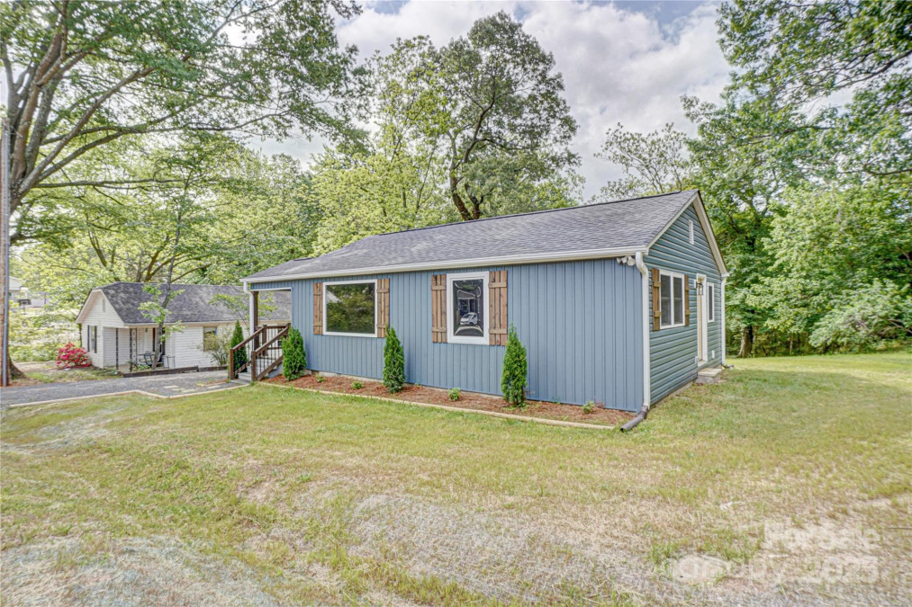 405 Belva St Kannapolis, NC 28081
