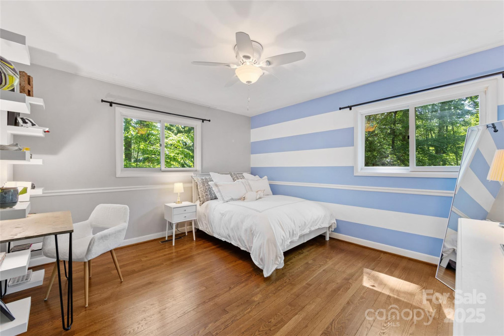 3329 Winnipeg Cir Charlotte, NC 28210