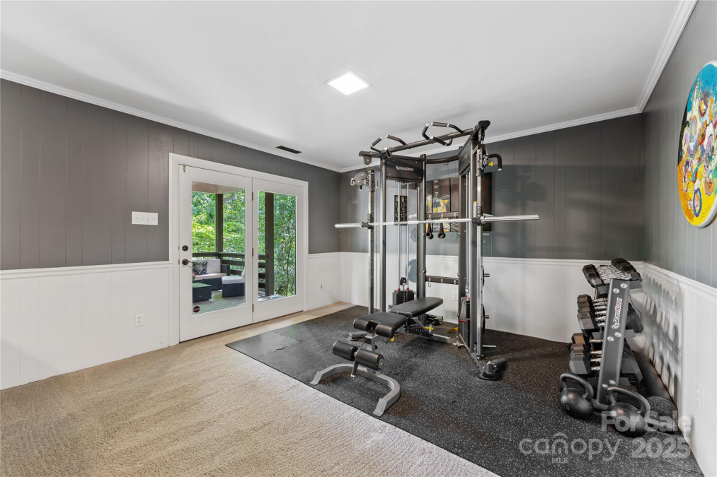 3329 Winnipeg Cir Charlotte, NC 28210