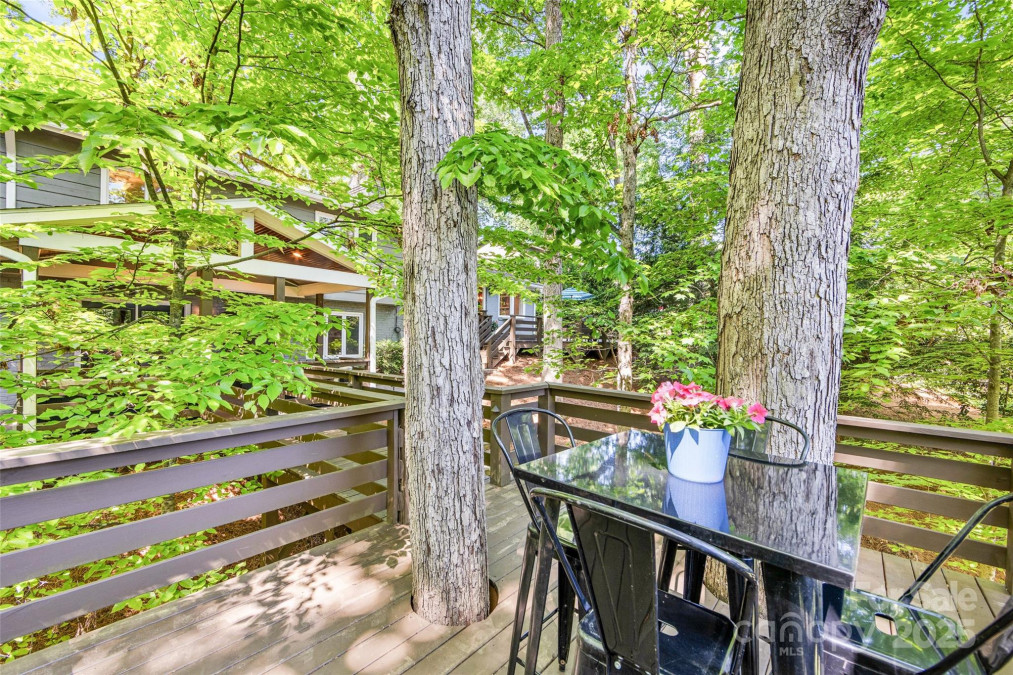 3329 Winnipeg Cir Charlotte, NC 28210