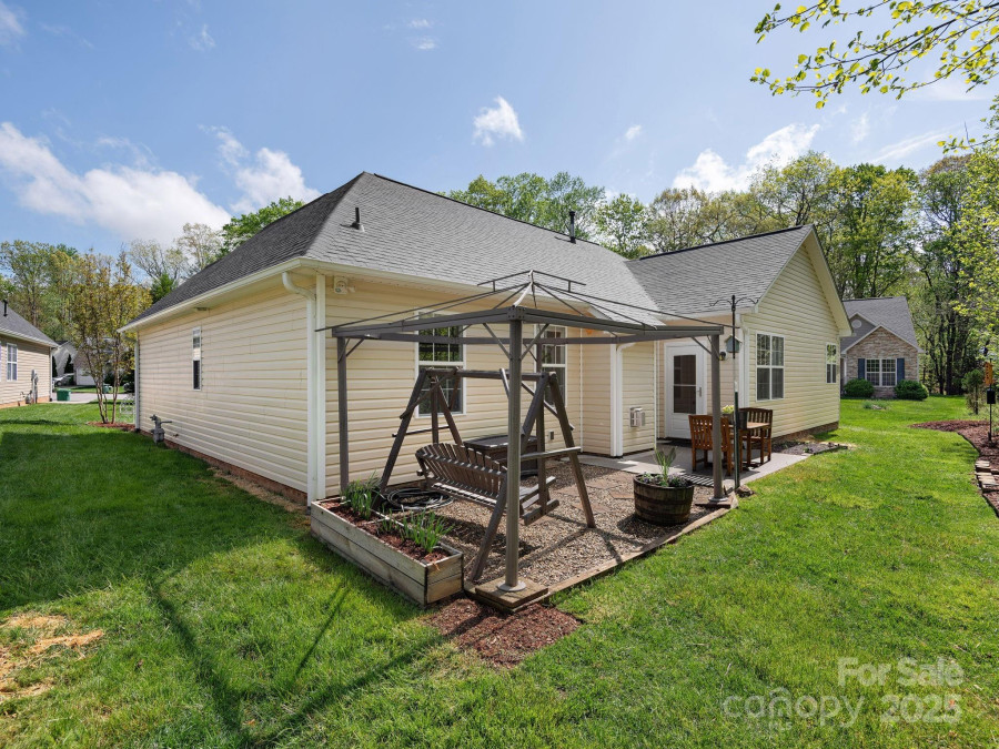 17 Hollow Crest Way Arden, NC 28704