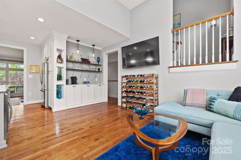 208 Wendover Heights Cir Charlotte, NC 28211