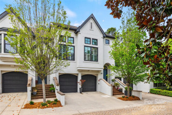 208 Wendover Heights Cir Charlotte, NC 28211