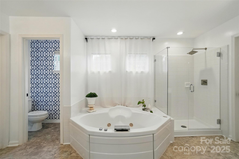21300 Crown Lake Dr Cornelius, NC 28031