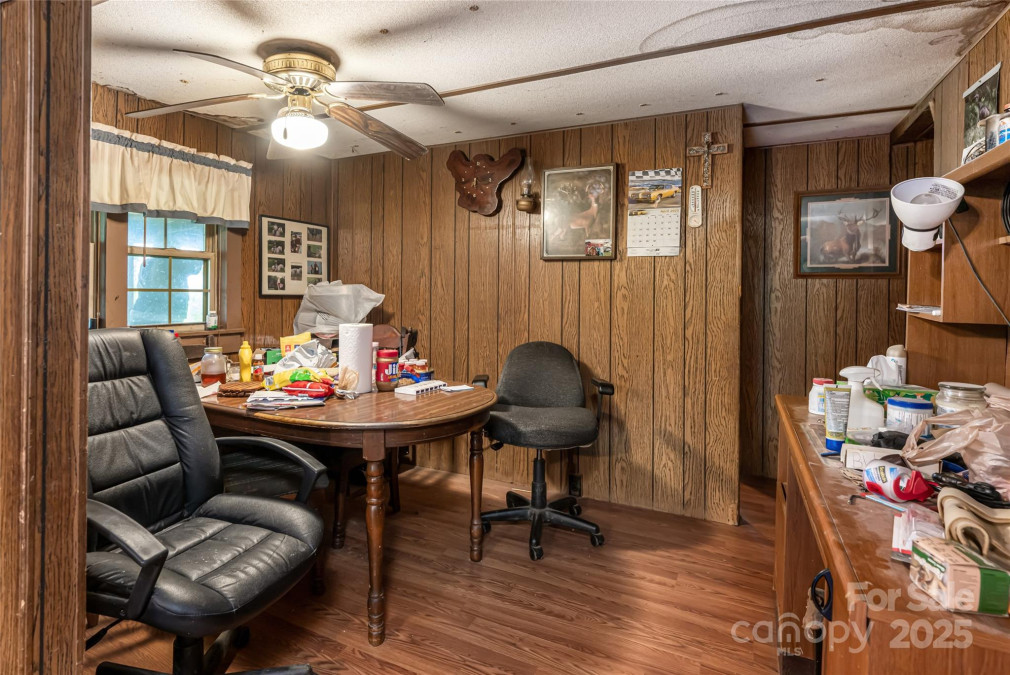 25 Coal Creek Ln Weaverville, NC 28787