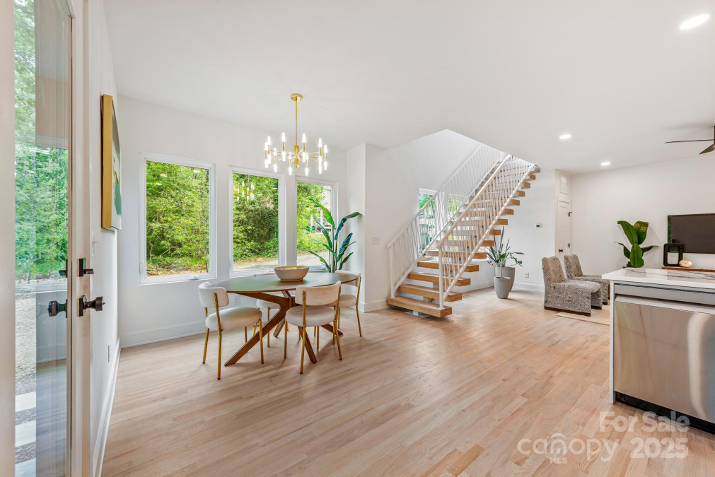 1847 Vinton St Charlotte, NC 28216