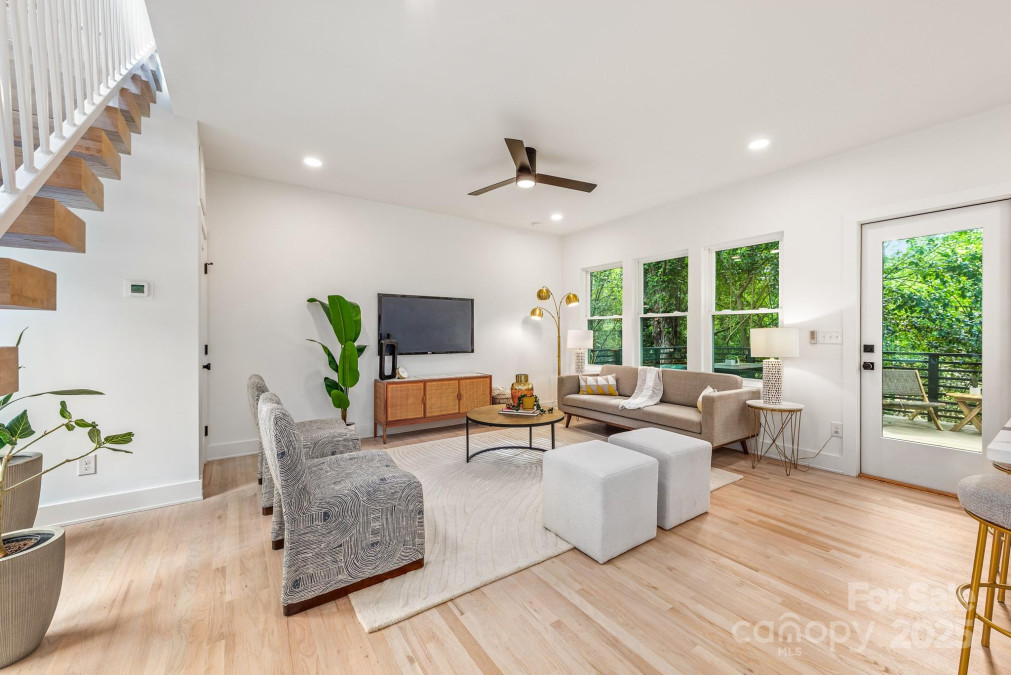 1847 Vinton St Charlotte, NC 28216