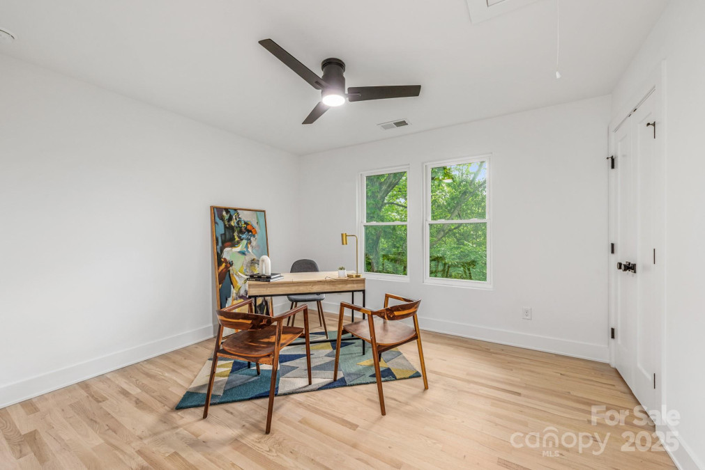 1847 Vinton St Charlotte, NC 28216
