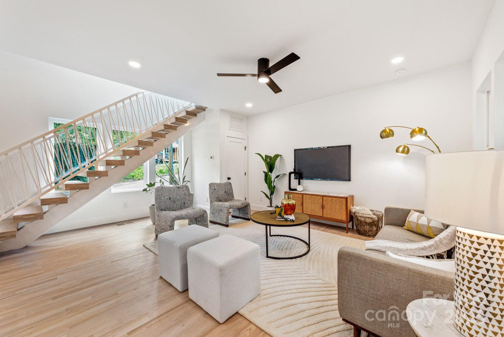 1847 Vinton St Charlotte, NC 28216