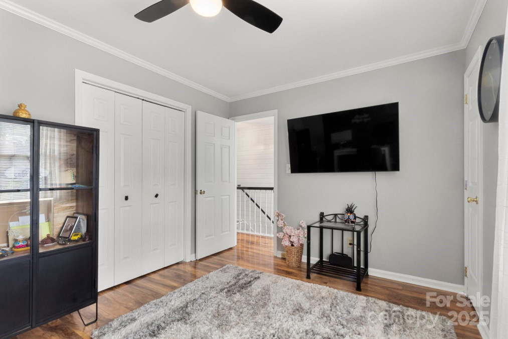 8819 Kishorn Ct Charlotte, NC 28215