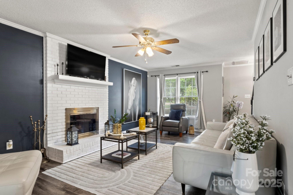 8819 Kishorn Ct Charlotte, NC 28215