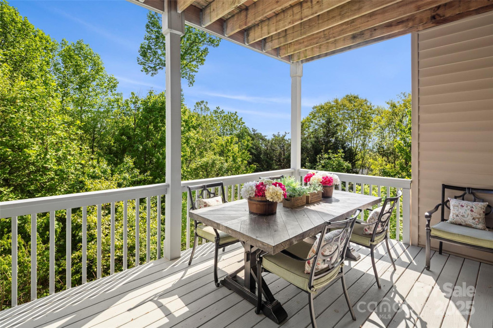 301 Governors Dr Hendersonville, NC 28791