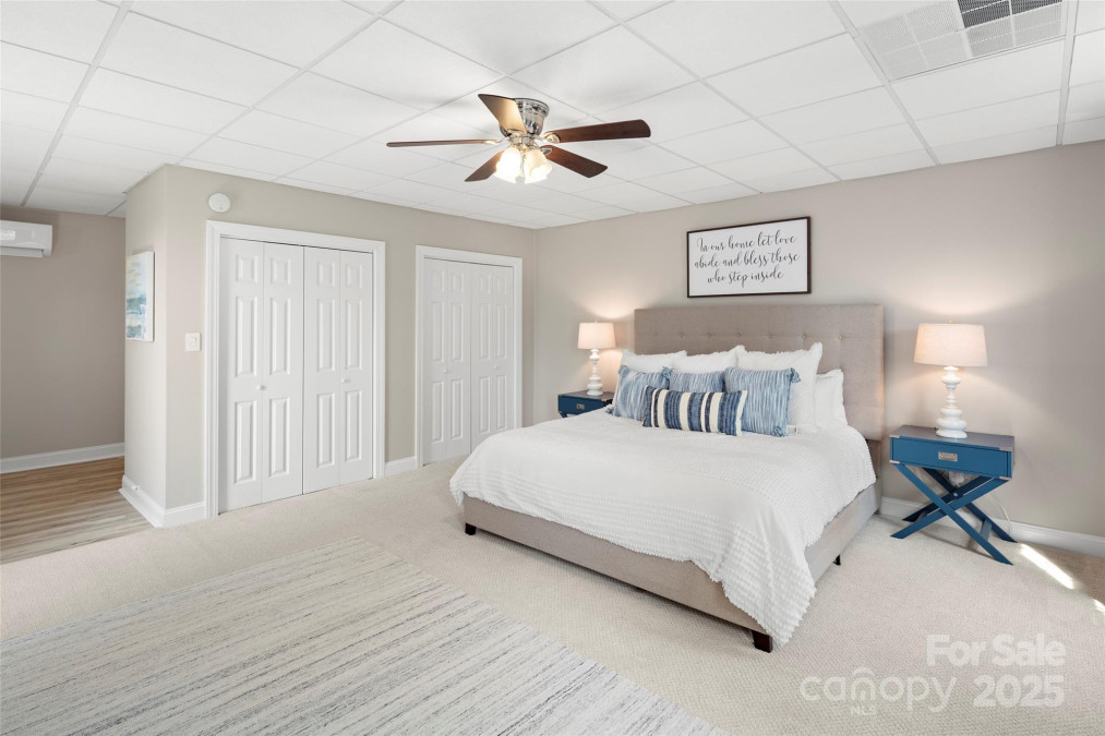 301 Governors Dr Hendersonville, NC 28791