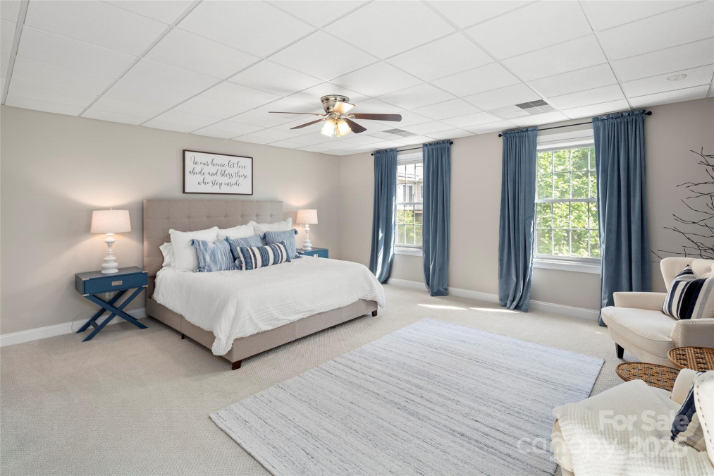 301 Governors Dr Hendersonville, NC 28791