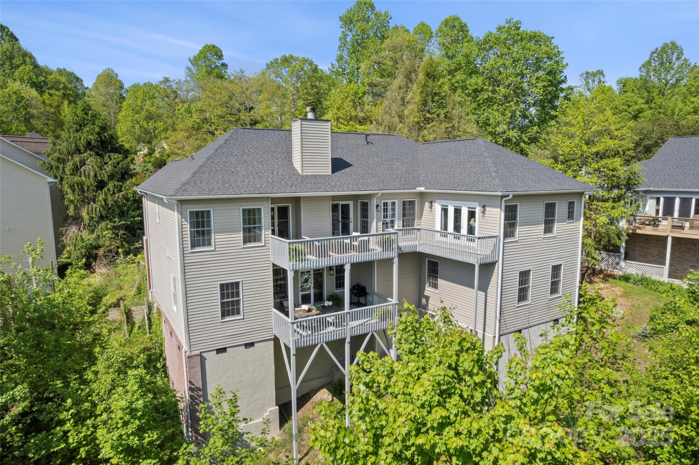 301 Governors Dr Hendersonville, NC 28791