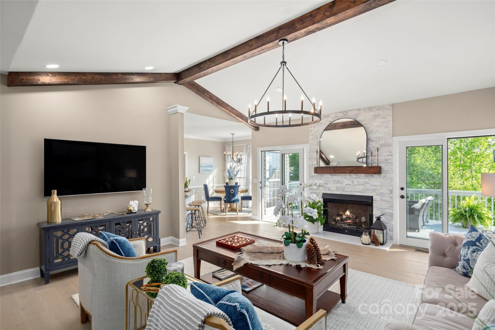 301 Governors Dr Hendersonville, NC 28791