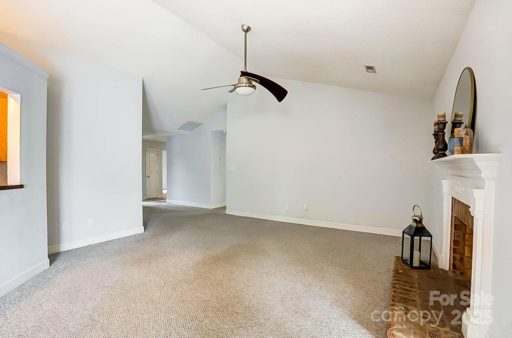 3327 Flagler Cir Midland, NC 28107