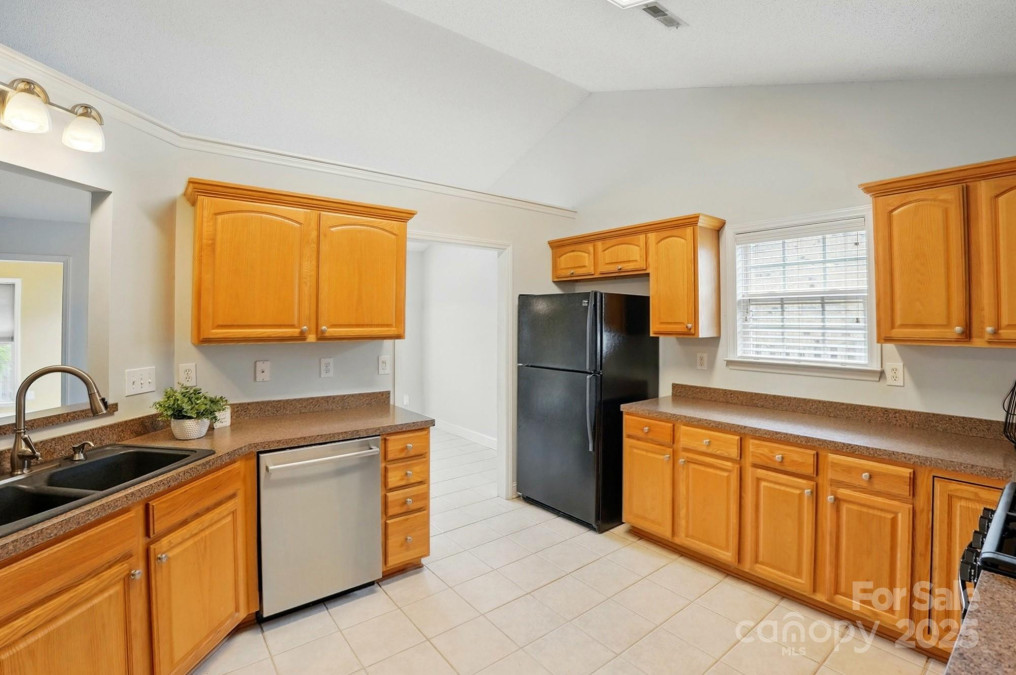 3327 Flagler Cir Midland, NC 28107