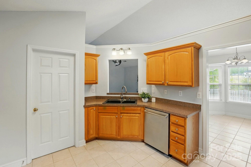 3327 Flagler Cir Midland, NC 28107