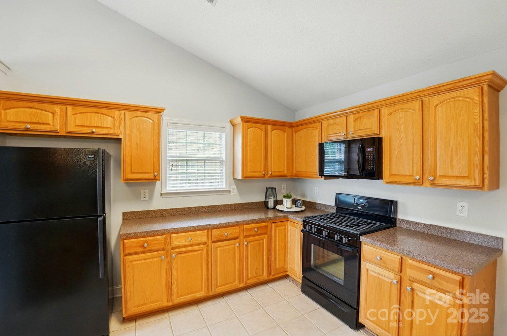 3327 Flagler Cir Midland, NC 28107