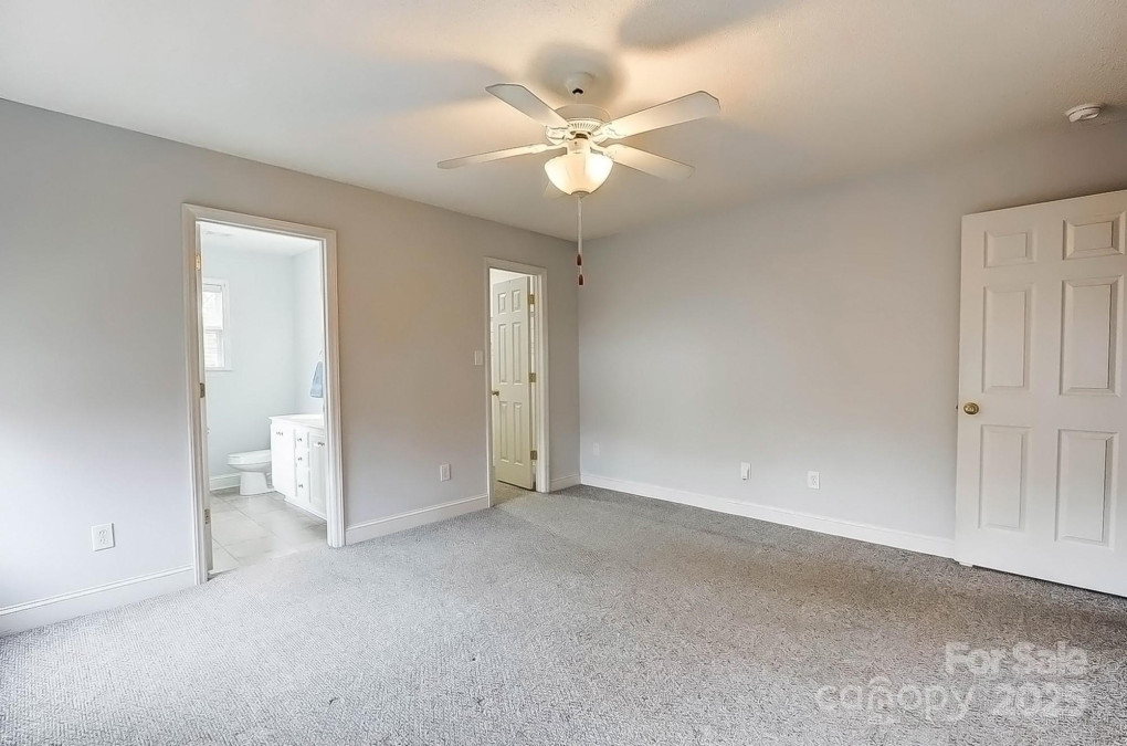3327 Flagler Cir Midland, NC 28107