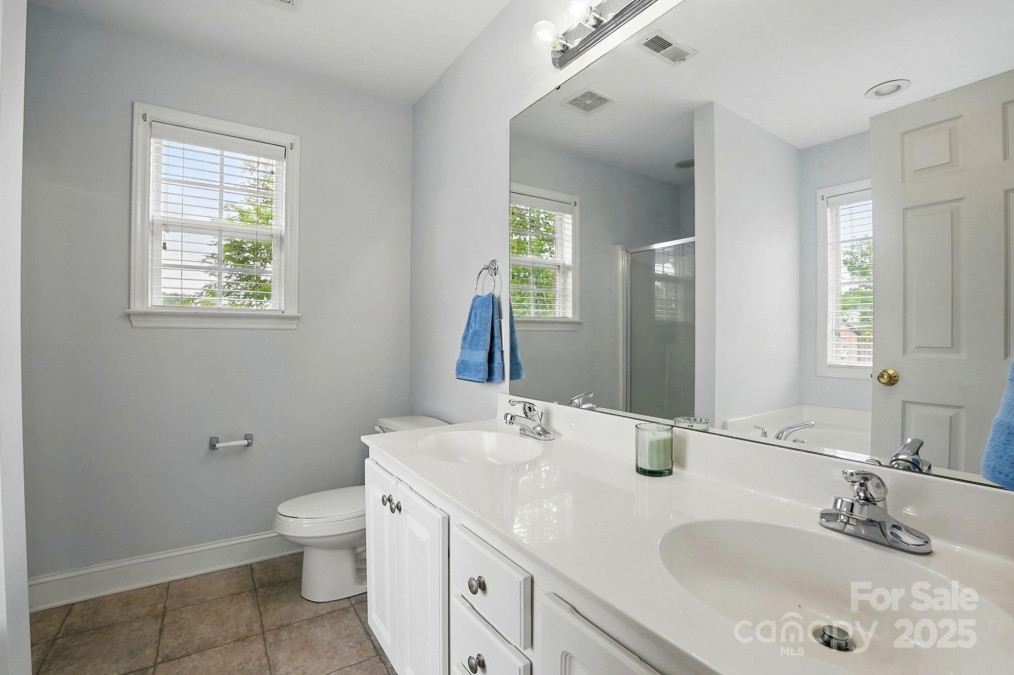 3327 Flagler Cir Midland, NC 28107