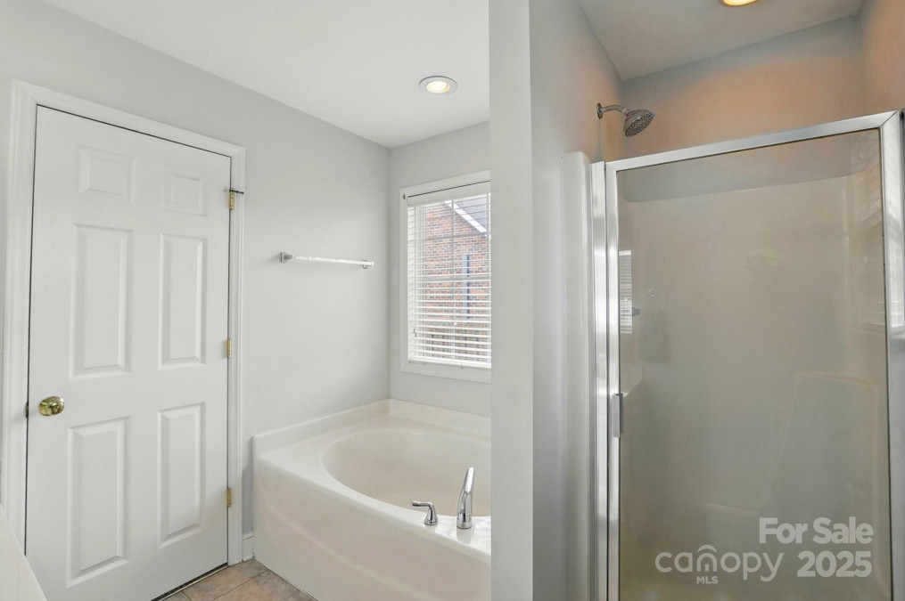 3327 Flagler Cir Midland, NC 28107