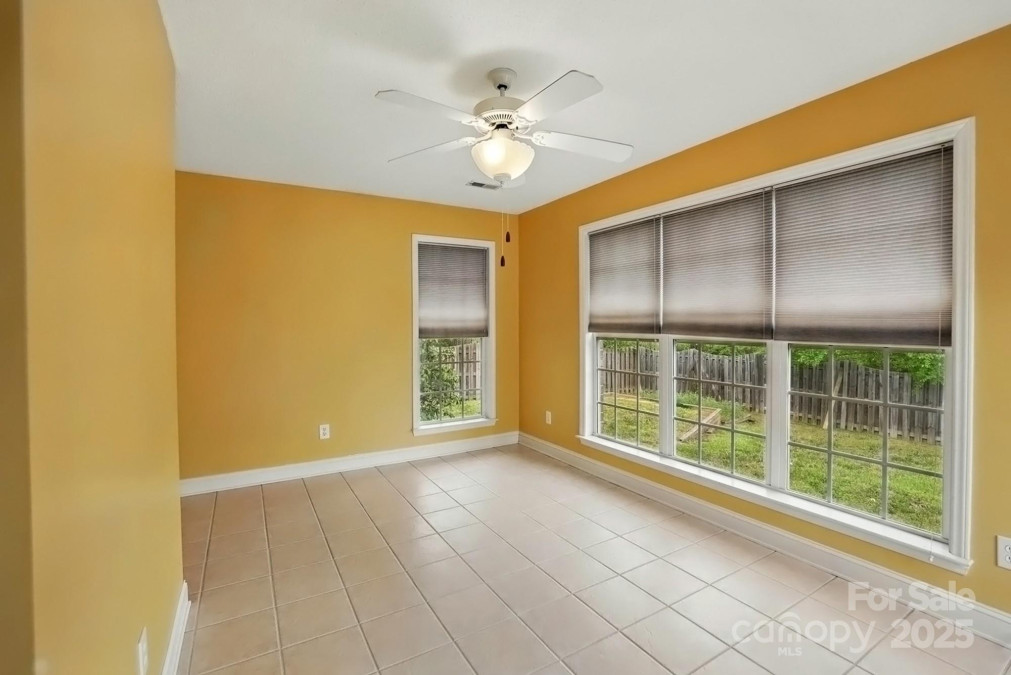 3327 Flagler Cir Midland, NC 28107