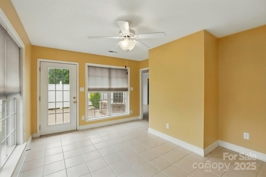 3327 Flagler Cir Midland, NC 28107