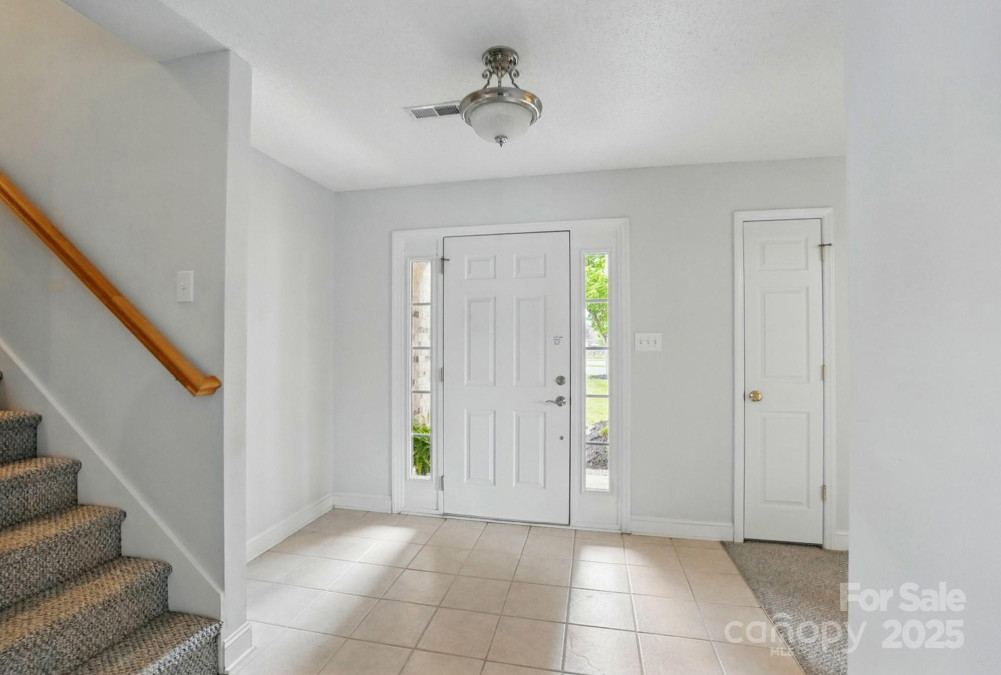 3327 Flagler Cir Midland, NC 28107