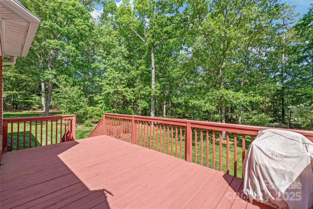 4232 Shannamara Dr Matthews, NC 28104