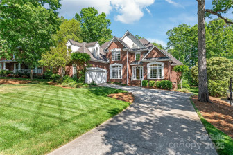 4232 Shannamara Dr Matthews, NC 28104