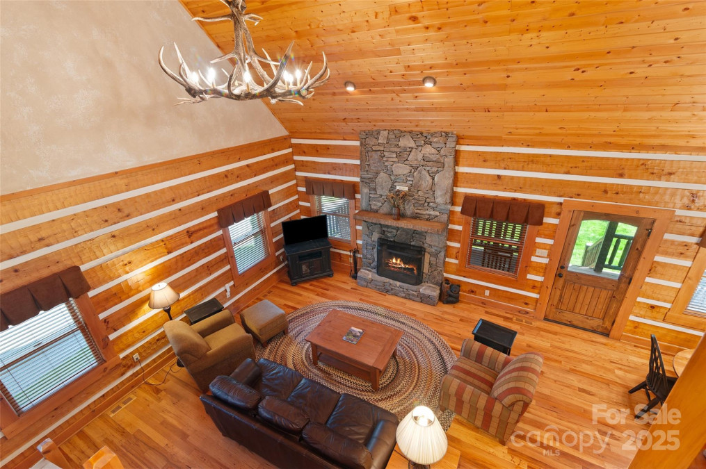 18 Rachels Cir Maggie Valley, NC 28751