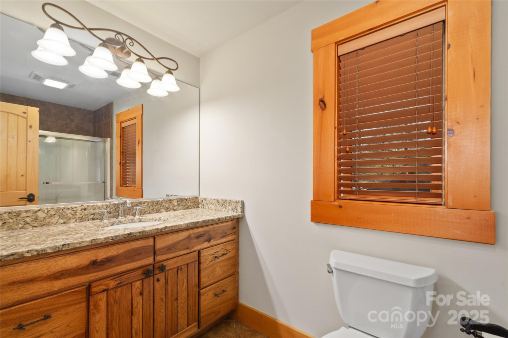18 Rachels Cir Maggie Valley, NC 28751
