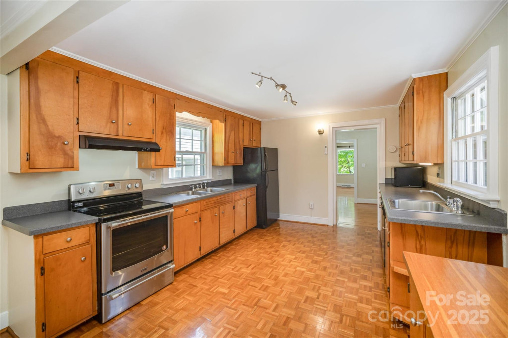 2125 Chatham Ave Charlotte, NC 28205